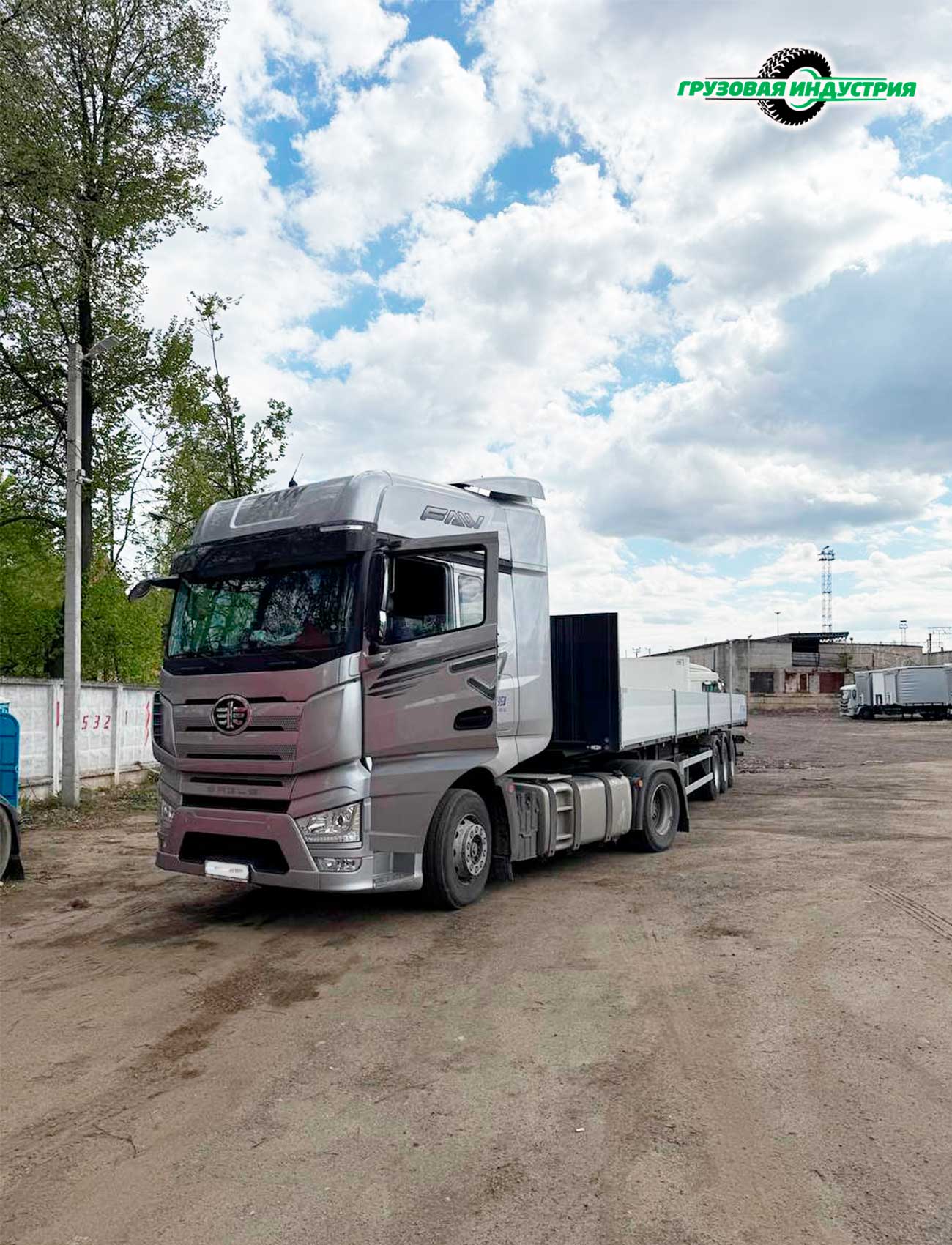 Отгрузка полуприцепа бортовая платформа Тонар B3-13К в Москву 7.05.25 Отгрузка полуприцепа бортовая платформа Тонар B3-13К в Москву 7.05.25